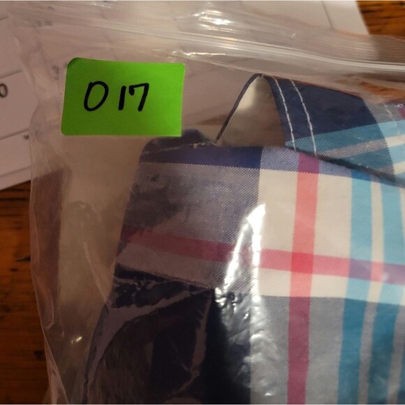 Hollister Plaid 8" Swim Trunks Board Shorts Size Medium - Picture 9 of 9